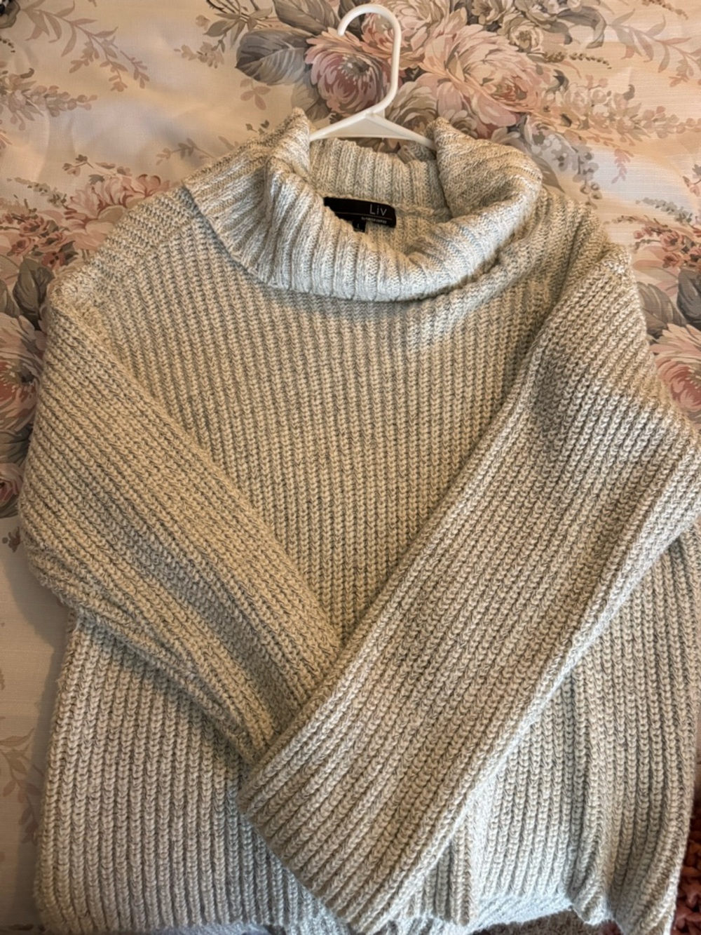 Zoe + Liv Cream Ribbed Cowl Turtleneck Sweater